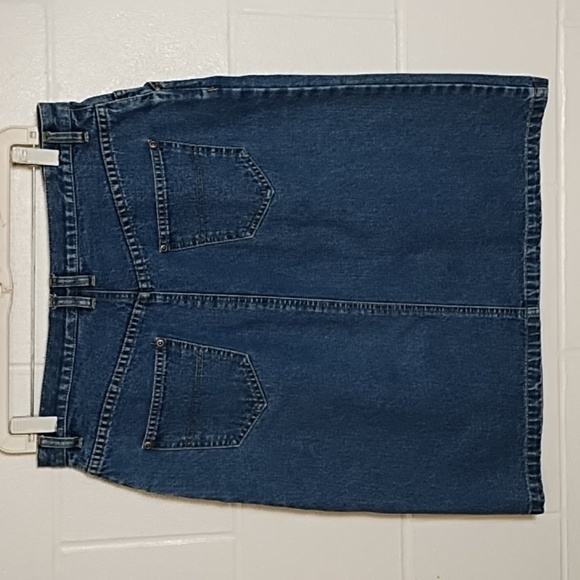 Liz Claiborne 10 Denim 5 pocket Classic Skirt - Picture 2 of 11